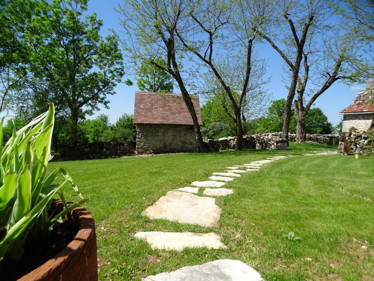 Les Enclos Secrets Livernon Exterior foto