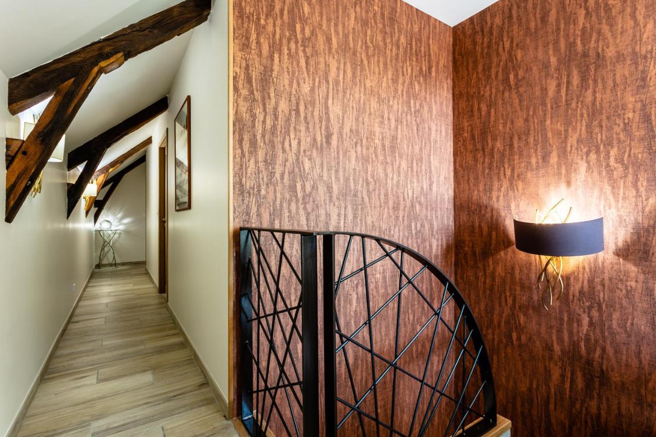 Les Enclos Secrets Livernon Exterior foto