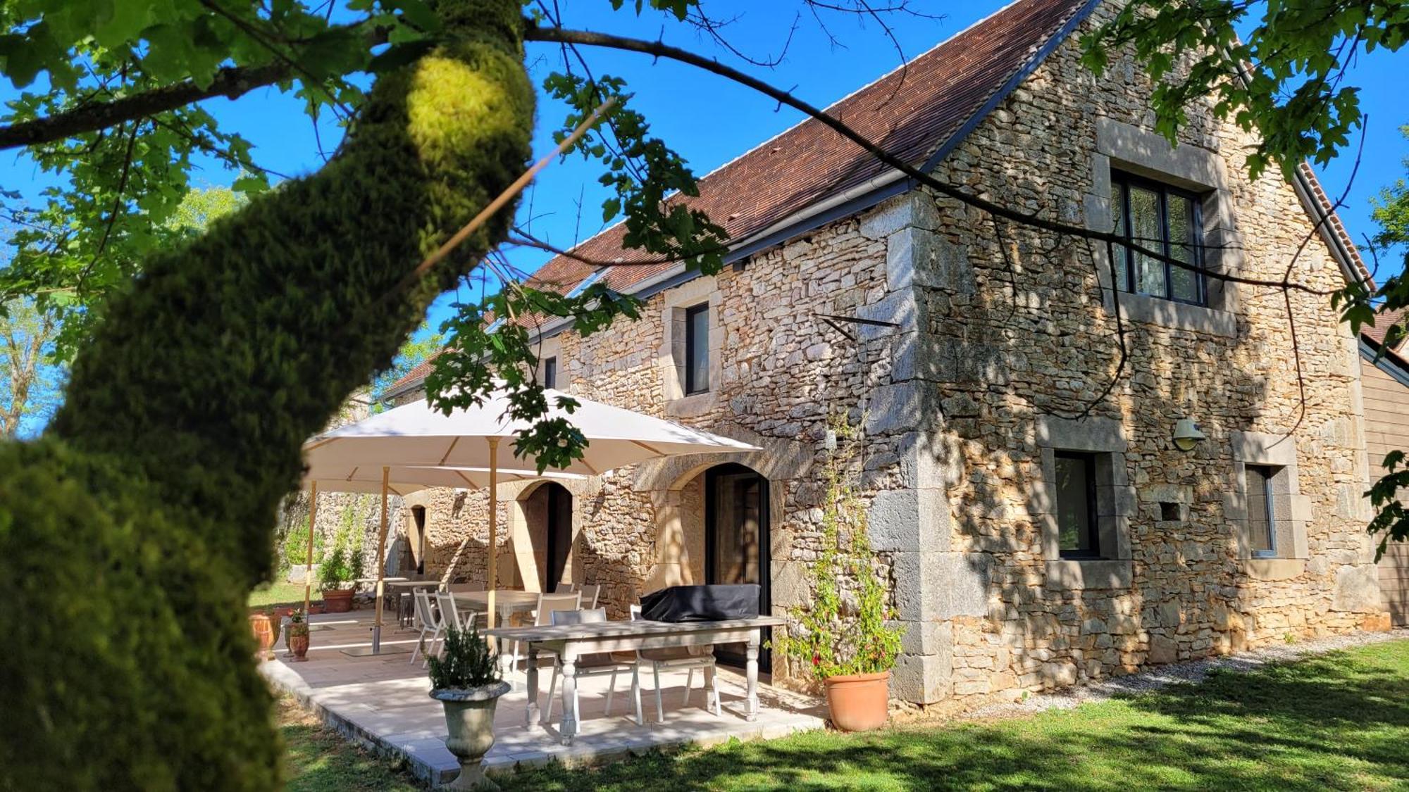 Les Enclos Secrets Livernon Exterior foto