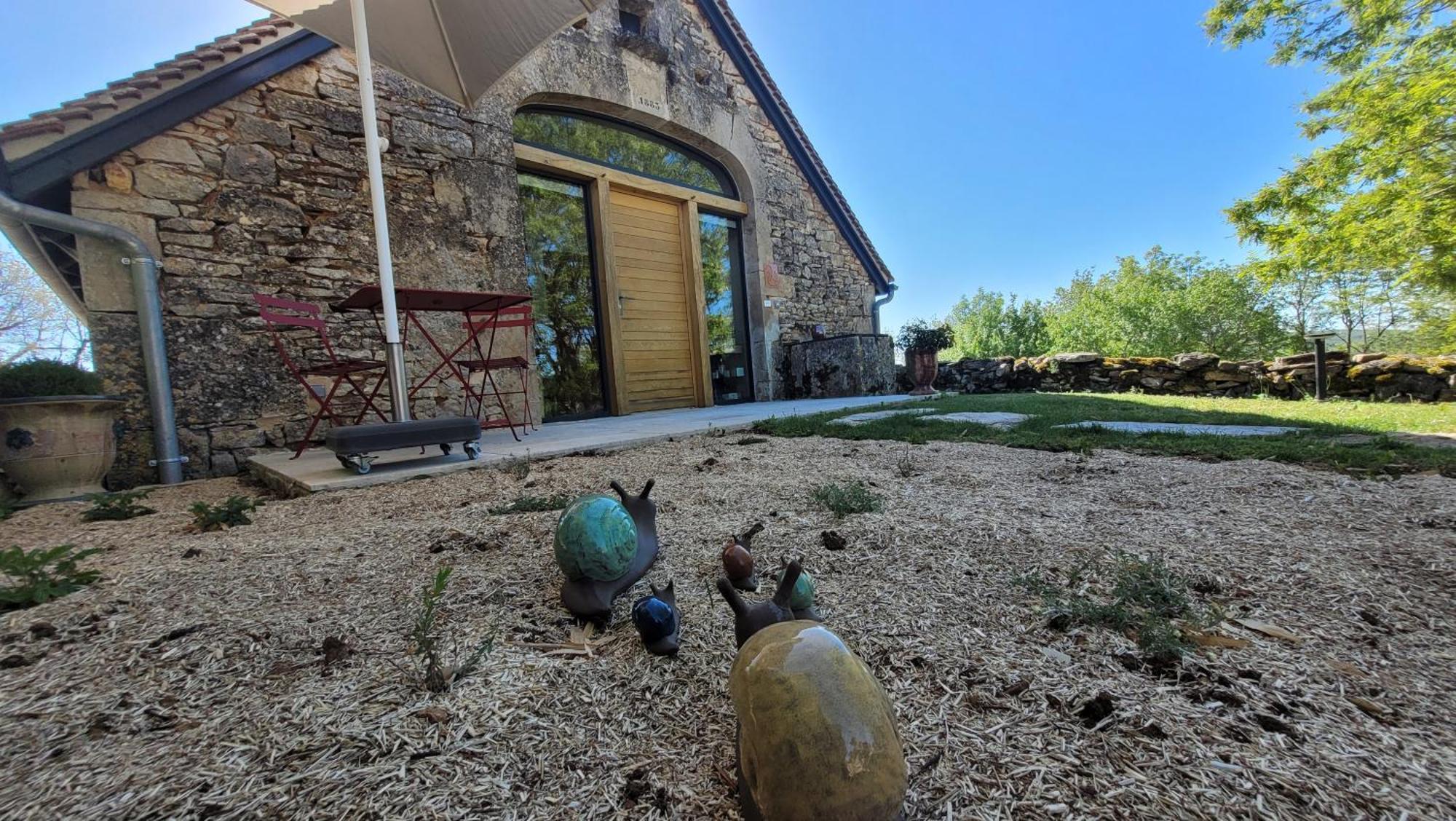Les Enclos Secrets Livernon Exterior foto