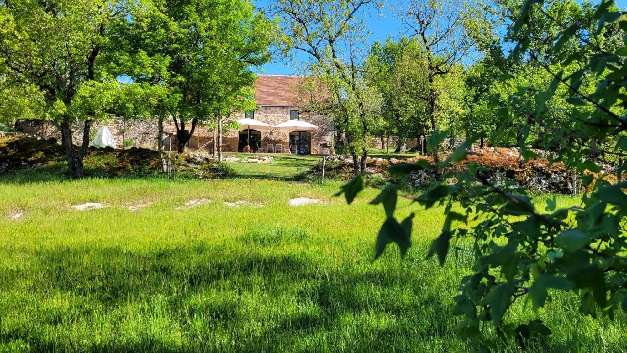 Les Enclos Secrets Livernon Exterior foto