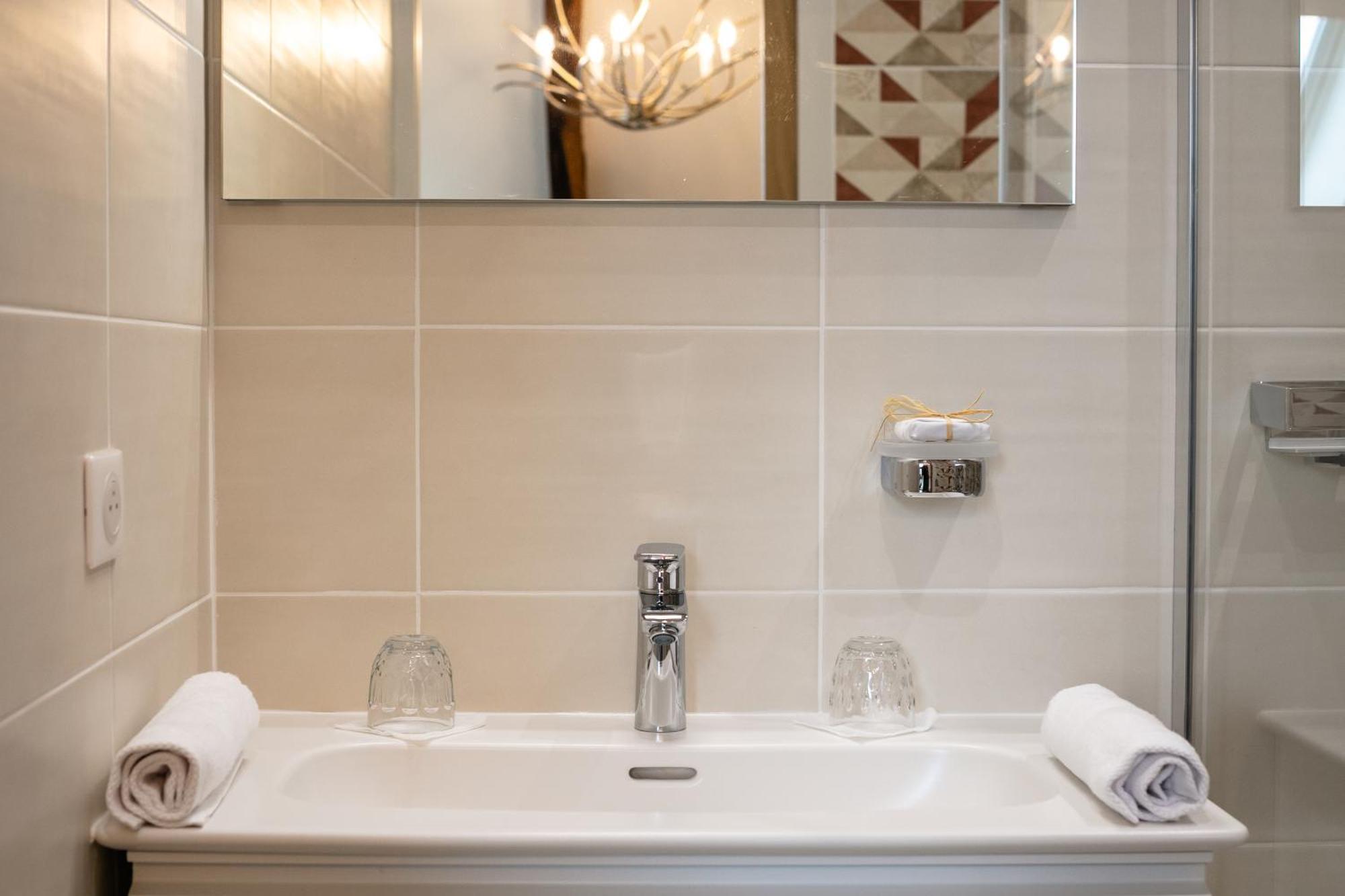 Les Enclos Secrets Livernon Zimmer foto